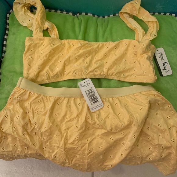 BNWT 2 piece yellow eyelet bathing suit. - Picture 2 of 3
